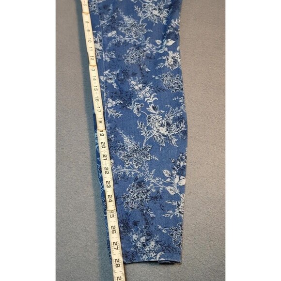 Time & Tru Womens Size XL (16-18) High Rise Denim Style Pull On Floral Jeggings - Picture 6 of 11